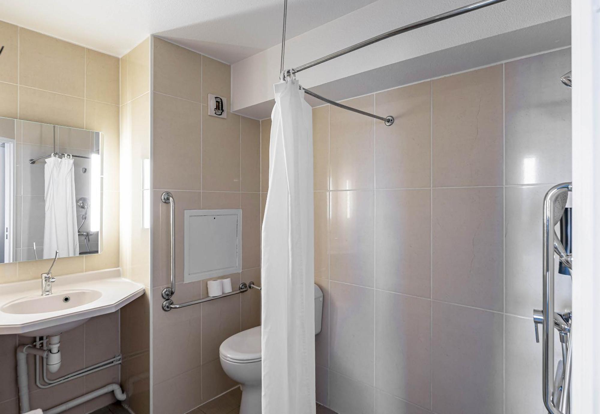 B&B Hotel Bordeaux Lac Sur Bruges Exterior photo